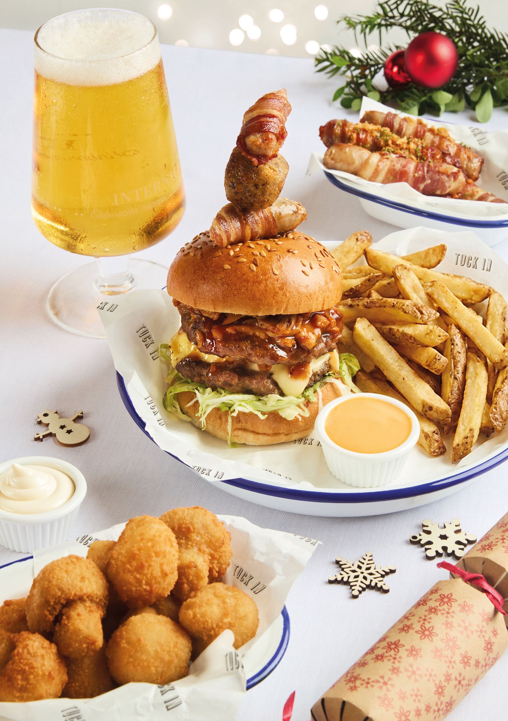Festive Lunch & Dinner at The Old Crown in Wigginton